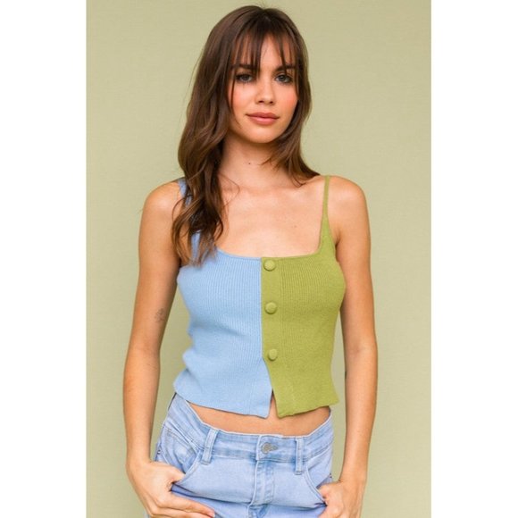 LE LIS BLOCK BUTTON FRONT SWEATER TOP SLEEVELESS - Picture 9 of 9